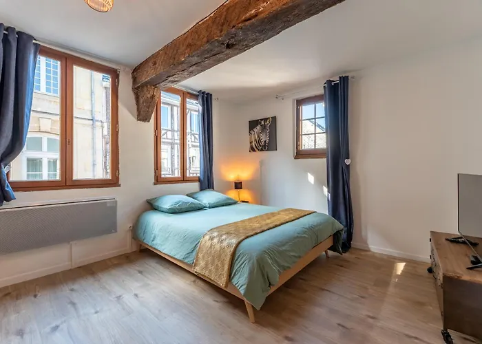 Le Romantique Jacuzzi Centre Apartamento Ruan